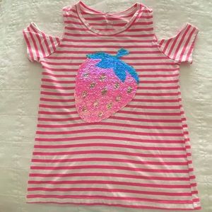 Children’s Place pink and white striped cold shoulder strawberry shirt. Size 7/8
